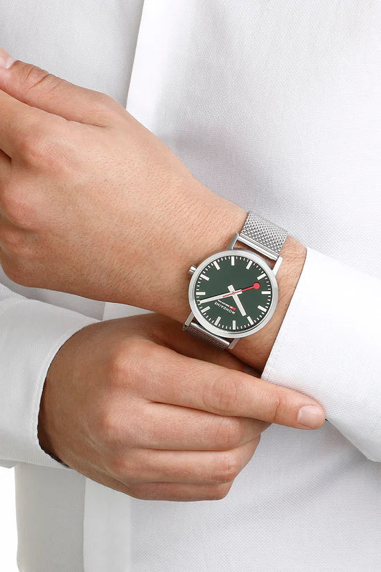 Mondaine Classic Forgest Green Face