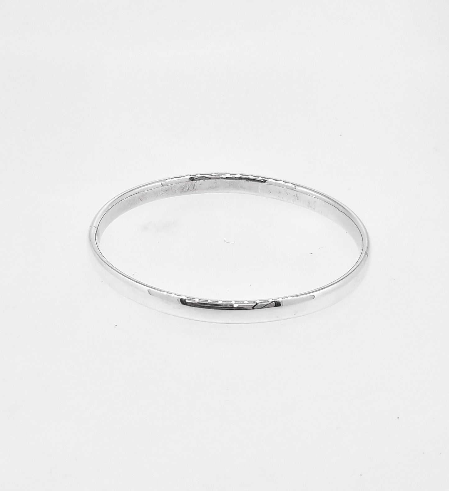 Silver Oval Bangle