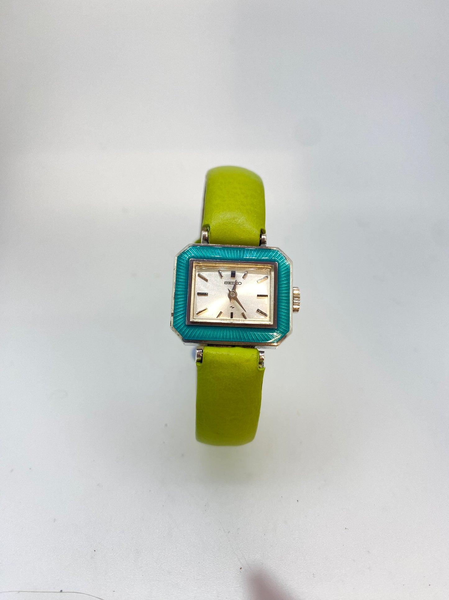 ESTATE Seiko Mechanical Lime green watch