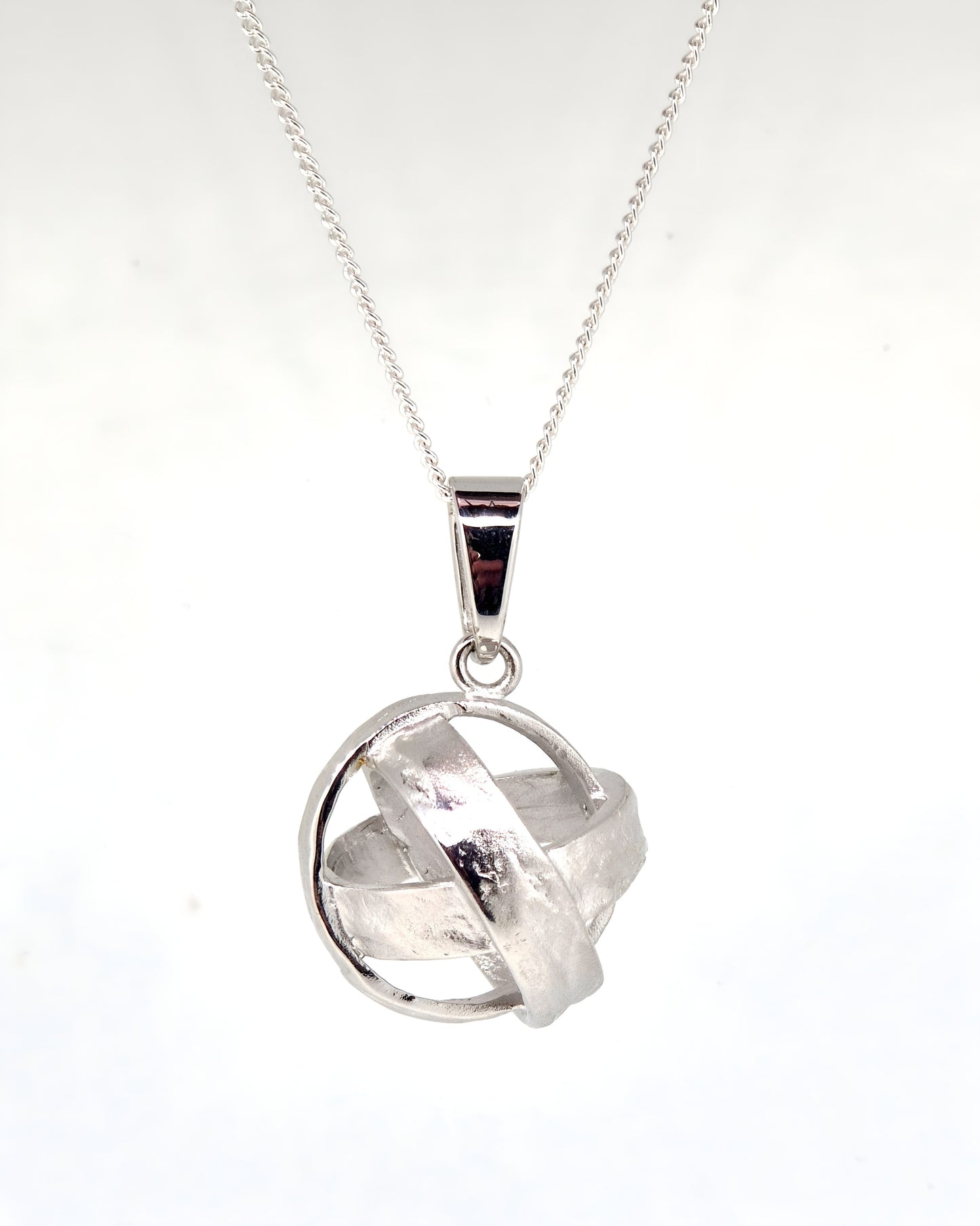 Sueno Collection - Sterling Silver Orbit Pendant