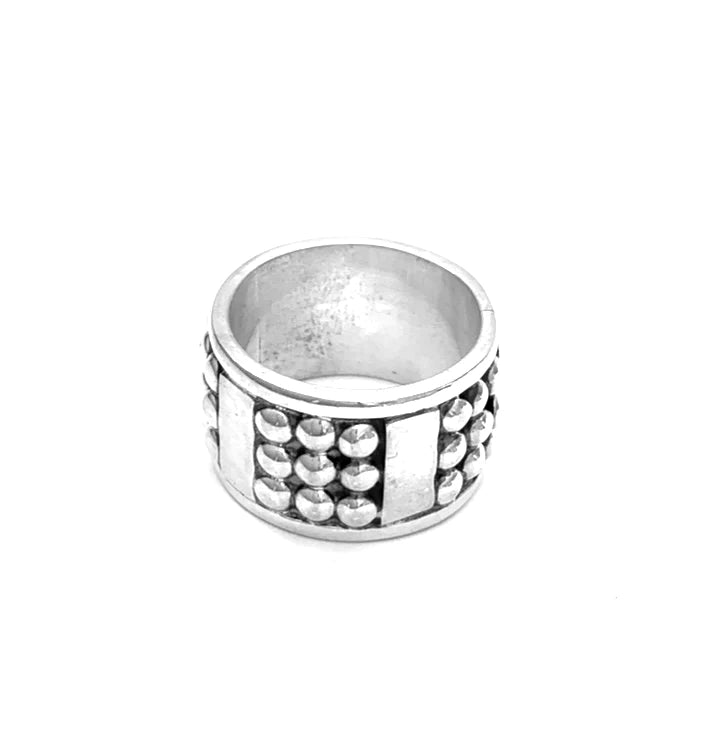 Dots Wide Band Ring