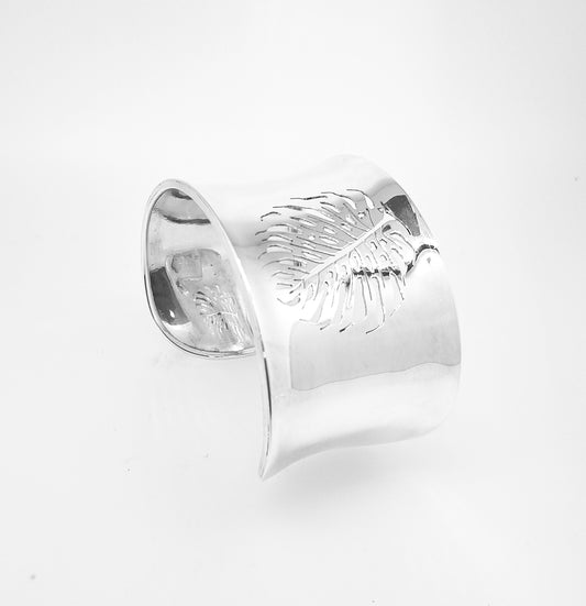 Monsteria Cuff