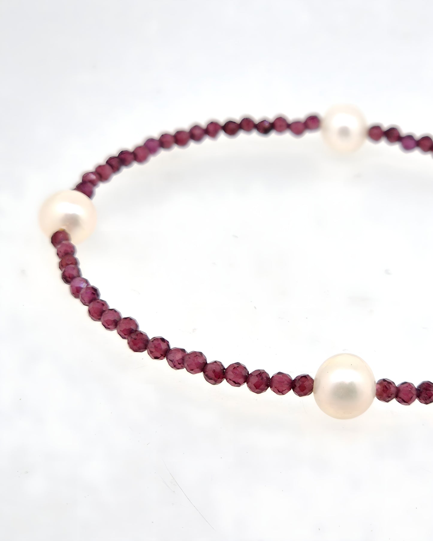 Garnet & Freshwater Pearl Bracelet
