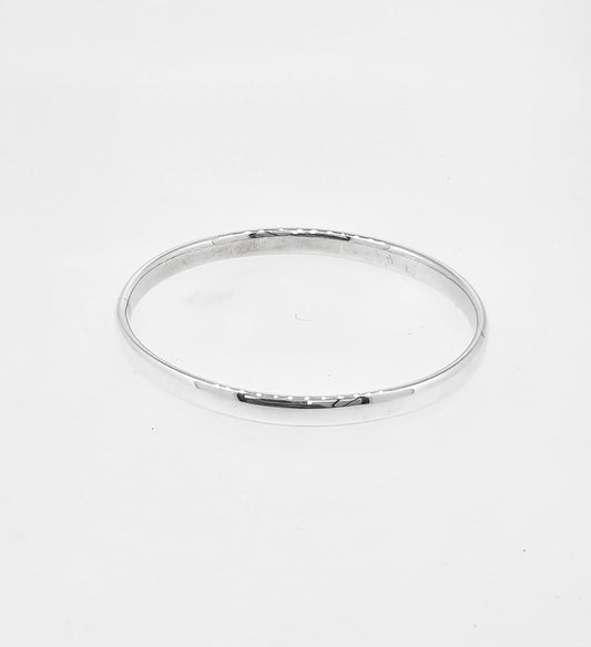 Silver Oval Bangle