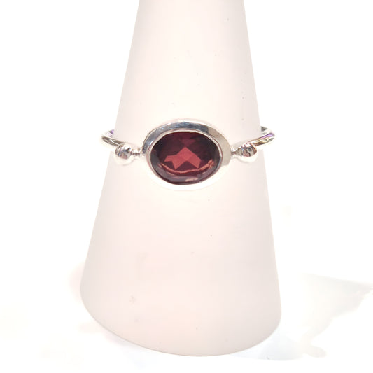 Decorative Oval Garnet Sterling Silver Ring