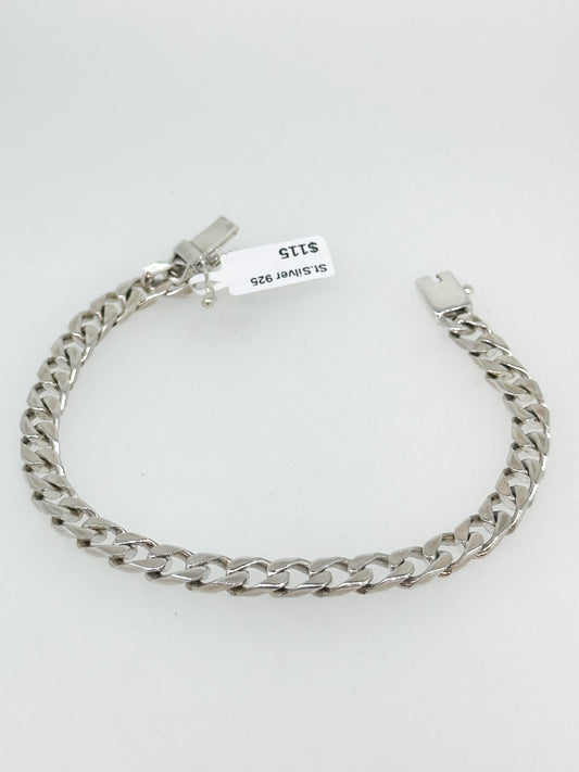 Curb Chain Bracelet
