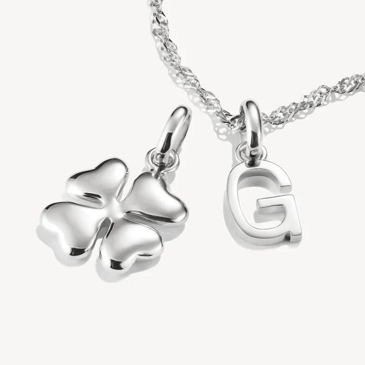 Connect Charm Lucky Clover in 3D