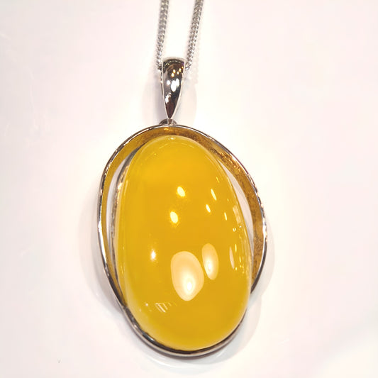 Butterscotch Amber pendant