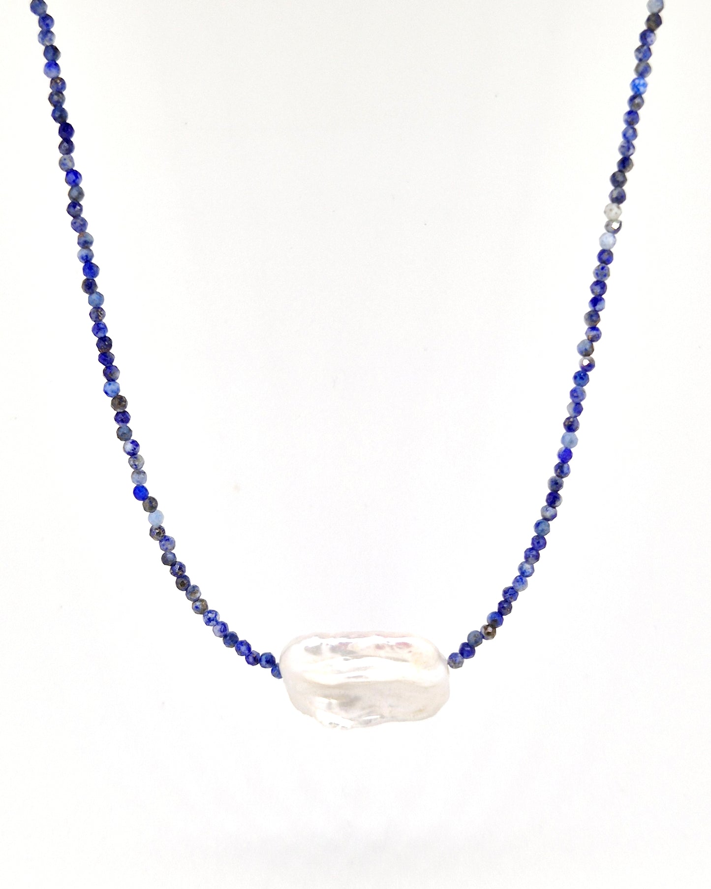 Natural Gemstone Bead Necklace with Pearl Centrepiece