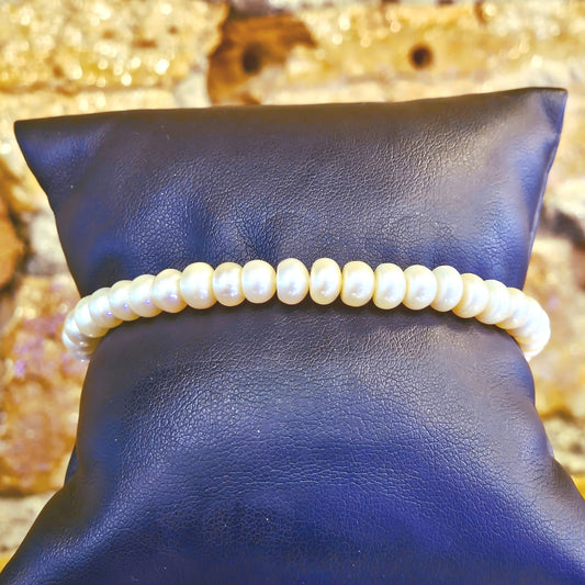 Classic Freshwater Pearl Bracelet