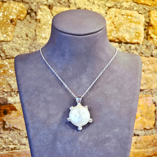 Baroque Pearl Pendant