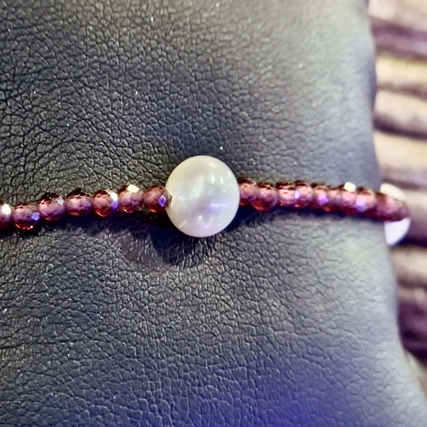 Garnet & Freshwater Pearl Bracelet
