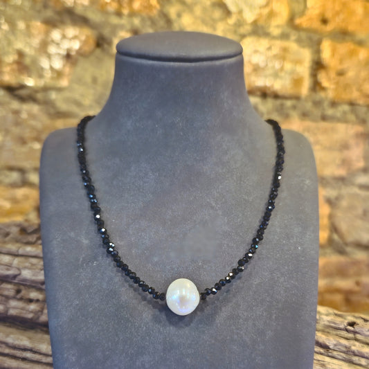 Black Spinel & Freshwater Pearl Necklace