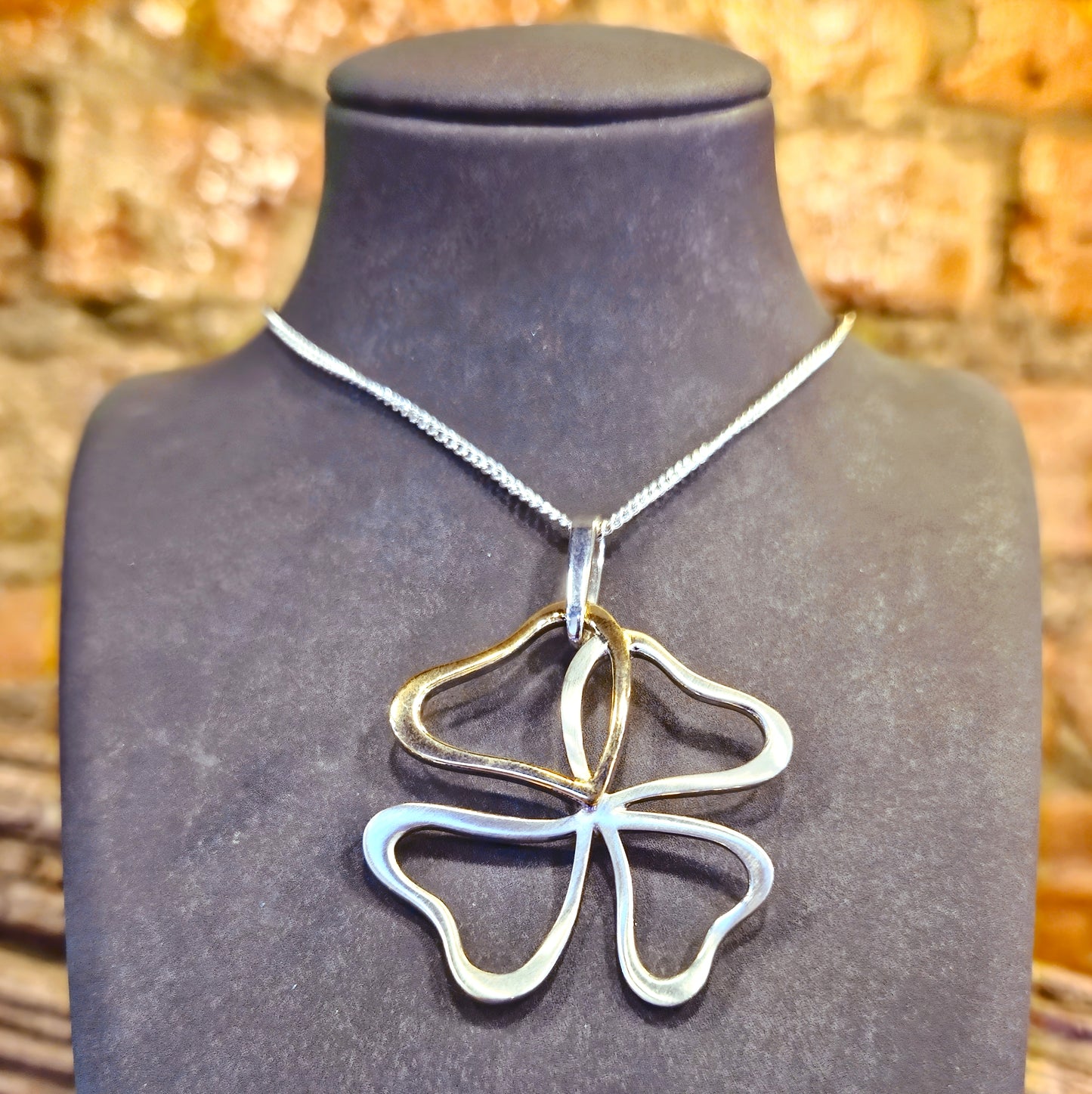 Sueno Collection - Sterling Silver & Rose Gold Clover Pendant