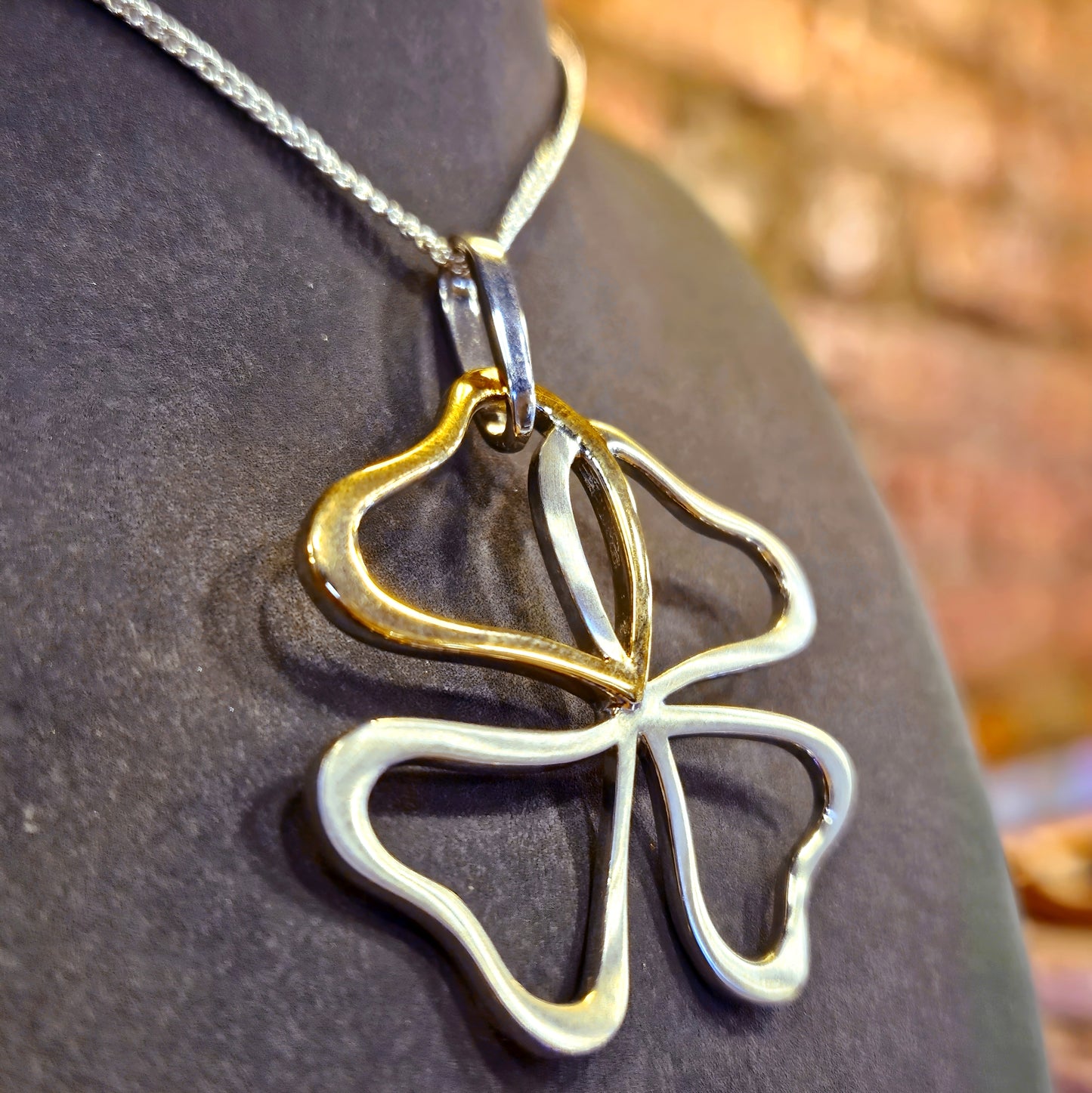 Sueno Collection - Sterling Silver & Rose Gold Clover Pendant