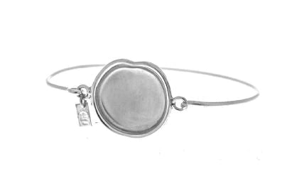Frosted circle bangle
